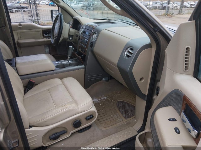 45240643 :رقم المزاد ، 1FTPW12584KD80436 vin ، 2004 Ford F-150 Lariat/xlt مزاد بيع