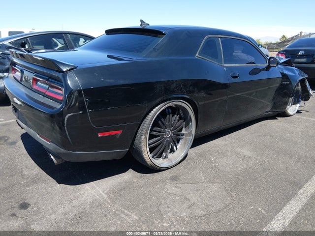 2C3CDZAT7FH783034 Dodge Challenger R/t