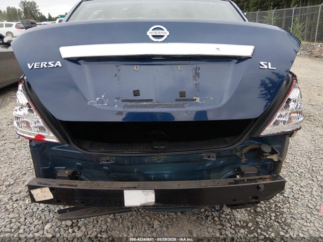 45240681 :رقم المزاد ، 3N1BC11E89L484485 vin ، 2009 Nissan Versa 1.8sl مزاد بيع