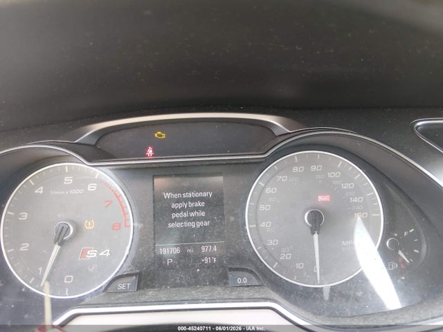 2014 Audi S4 3.0t Premium Plus მანქანა იყიდება აუქციონზე, vin: WAUKGAFL5EA098453, აუქციონის ნომერი: 45240711
