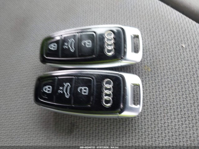 Audi E-tron Premium Quattro 2021 WA1AAAGE1MB003034 Image 11