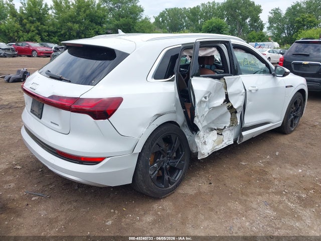 Audi E-tron Premium Quattro 2021 WA1AAAGE1MB003034 Image 6