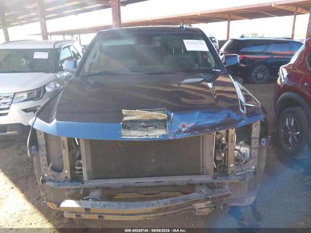 1GNSCHKC8KR124741 Chevrolet Suburban Lt