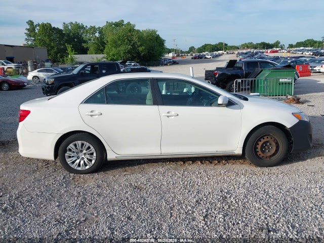 Продажа на аукционе авто 2014 Toyota Camry Le, vin: 4T1BF1FK3EU416805, номер лота: 45240765