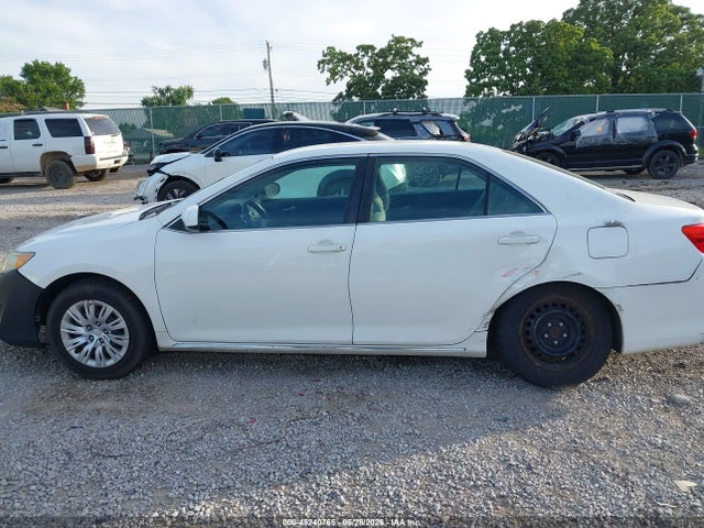 Продажа на аукционе авто 2014 Toyota Camry Le, vin: 4T1BF1FK3EU416805, номер лота: 45240765