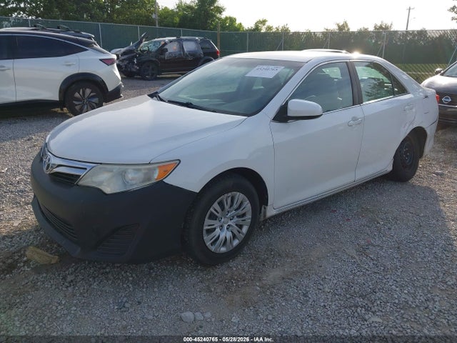 Продажа на аукционе авто 2014 Toyota Camry Le, vin: 4T1BF1FK3EU416805, номер лота: 45240765