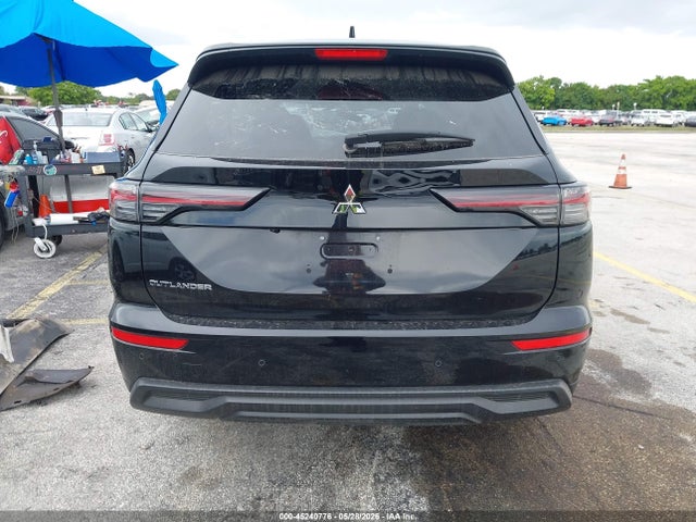 Продажа на аукционе авто 2025 Mitsubishi Outlander Es 2.5 2wd, vin: JA4J3UA81SZ016837, номер лота: 45240776