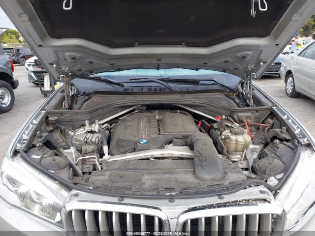 45240777 :رقم المزاد ، 5UXKR2C34H0U21746 vin ، 2017 Bmw X5 Sdrive35i مزاد بيع