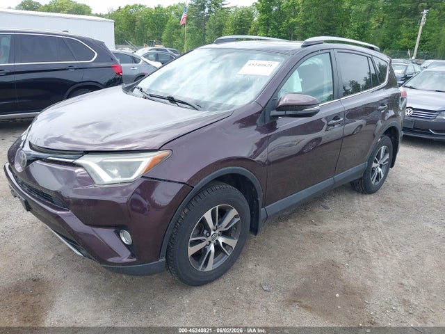 Toyota Rav4 Xle 2018 2T3RFREV3JW733607 Image 2
