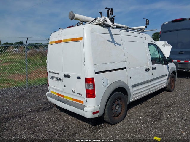 45240829 :رقم المزاد ، NM0LS7BN7DT135177 vin ، 2013 Ford Transit Connect Xlt مزاد بيع