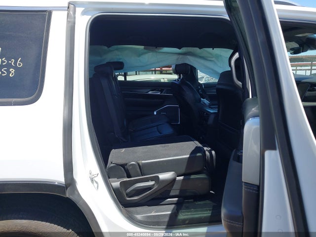 Продажа на аукционе авто 2024 Jeep Wagoneer Series Ii 4x2, vin: 1C4SJUBP5RS178558, номер лота: 45240894