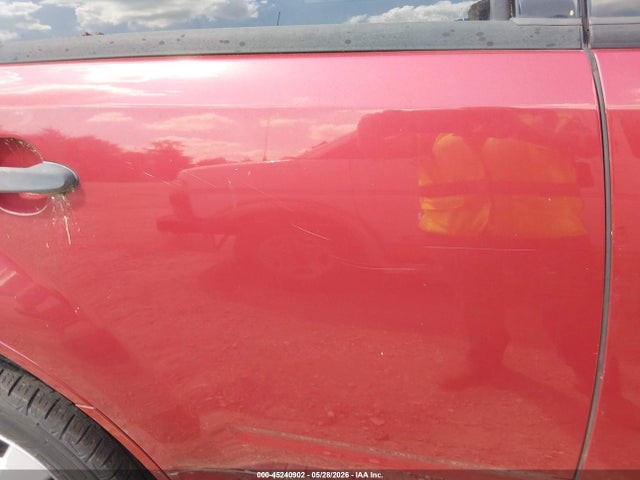45240902 :رقم المزاد ، 1FMCU0D78BKA38989 vin ، 2011 Ford Escape Xlt مزاد بيع
