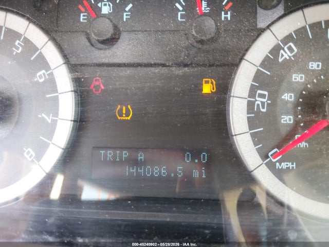 45240902 :رقم المزاد ، 1FMCU0D78BKA38989 vin ، 2011 Ford Escape Xlt مزاد بيع