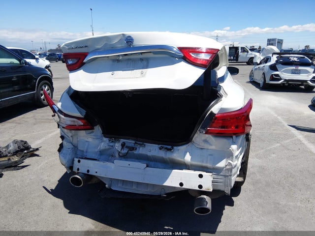 Nissan Maxima 3.5 S 2017 1N4AA6AP2HC421315 Image 16