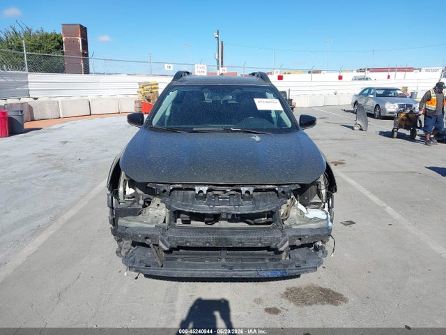 45240944 :رقم المزاد ، 4S4BTAFCXP3193978 vin ، 2023 Subaru Outback Premium مزاد بيع