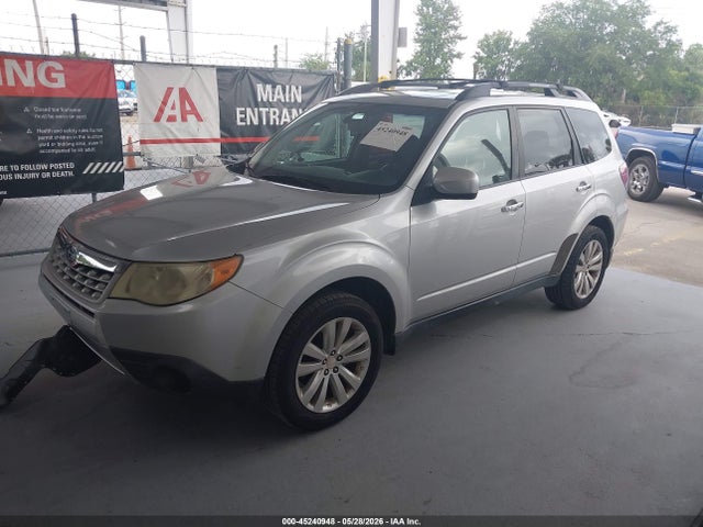 45240948 :رقم المزاد ، JF2SHBDC8BH730939 vin ، 2011 Subaru Forester 2.5x Premium مزاد بيع