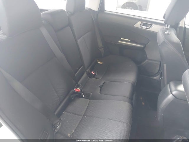 45240948 :رقم المزاد ، JF2SHBDC8BH730939 vin ، 2011 Subaru Forester 2.5x Premium مزاد بيع