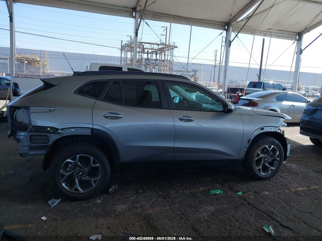 KL77LHEPXSC037016 Chevrolet Trax Fwd Lt