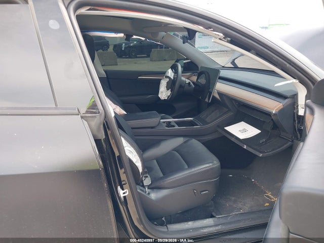 Продажа на аукционе авто 2023 Tesla Model Y Awd/long Range Dual Motor All-wheel Drive, vin: 7SAYGAEE7PF874000, номер лота: 45240997