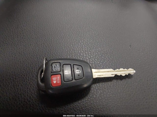 Toyota Rav4 Xle 2016 2T3RFREV8GW440553 Image 11