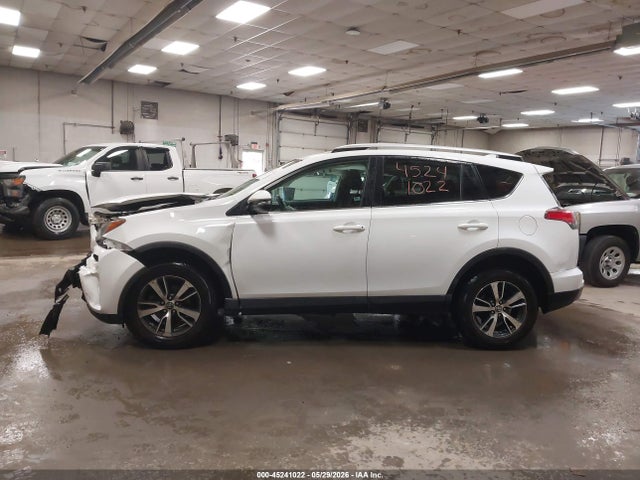 Toyota Rav4 Xle 2016 2T3RFREV8GW440553 Image 14
