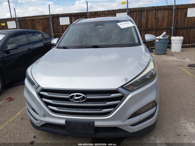 Продаж на аукціоні авто 2018 Hyundai Tucson Sel, vin: KM8J3CA42JU717259, номер лоту: 45241026