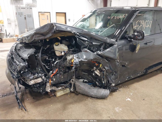 Продаж на аукціоні авто 2025 Land Rover Range Rover P530 Autobiography/p530 Autobiography 7 Seat, vin: SALK1BE91SA302847, номер лоту: 45241027
