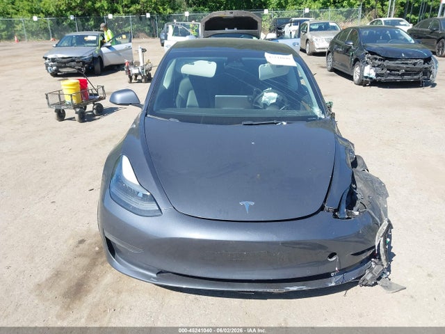 Tesla Model 3 Long Range Dual Motor All-wheel Drive 2022 5YJ3E1EB8NF239996 Image 11