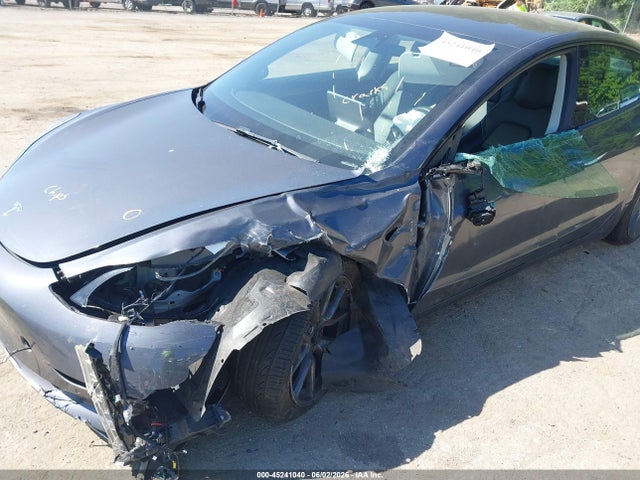 Tesla Model 3 Long Range Dual Motor All-wheel Drive 2022 5YJ3E1EB8NF239996 Image 6