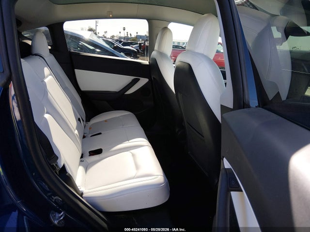 Aukcja sprzedaży 2022 Tesla Model Y Long Range Dual Motor All-wheel Drive, vin: 7SAYGDEE7NF510304, numer aukcji: 45241093