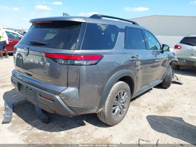 5N1DR3BC3SC236137 Nissan Pathfinder Sv 4wd