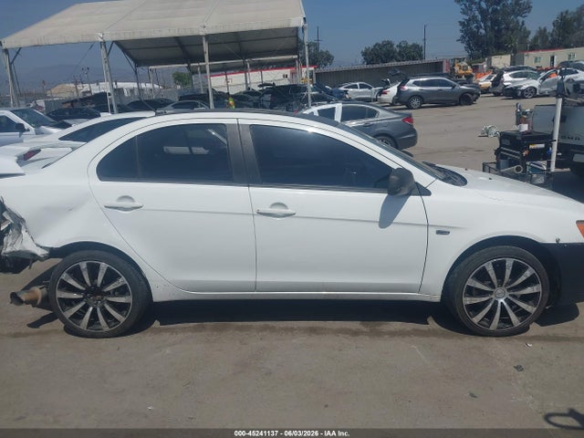 Mitsubishi LANCER GT 2015 JA32U8FW7FU006014 Image 13