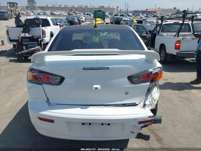 Mitsubishi LANCER GT 2015 JA32U8FW7FU006014 Image 16