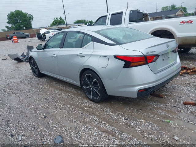 Продажа на аукционе авто 2023 Nissan Altima Sr Fwd, vin: 1N4BL4CV5PN364755, номер лота: 45241143