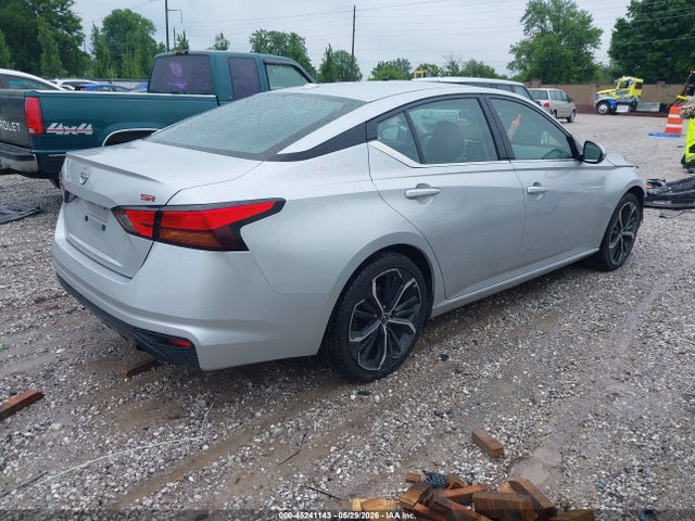 Продажа на аукционе авто 2023 Nissan Altima Sr Fwd, vin: 1N4BL4CV5PN364755, номер лота: 45241143