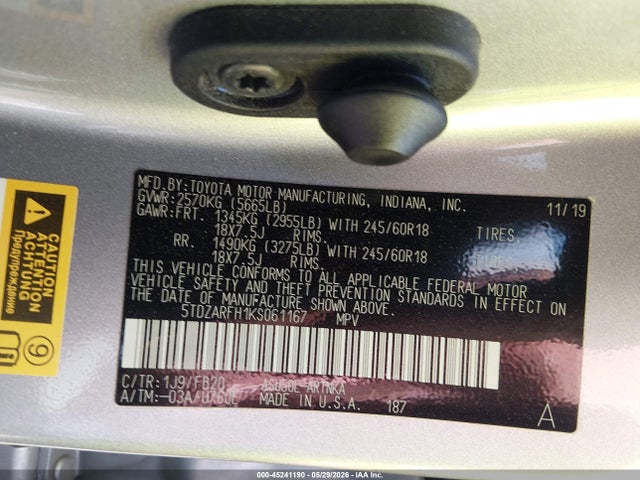 2019 Toyota Highlander Le მანქანა იყიდება აუქციონზე, vin: 5TDZARFH1KS061167, აუქციონის ნომერი: 45241190