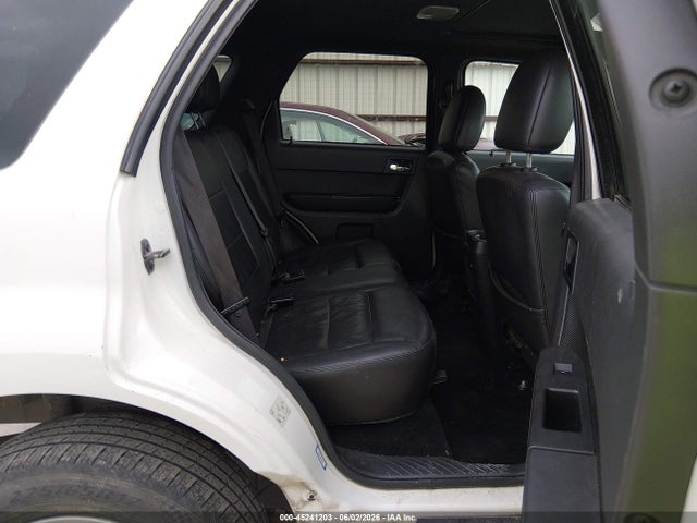 Продажа на аукционе авто 2011 Ford Escape Limited, vin: 1FMCU0E71BKC62684, номер лота: 45241203