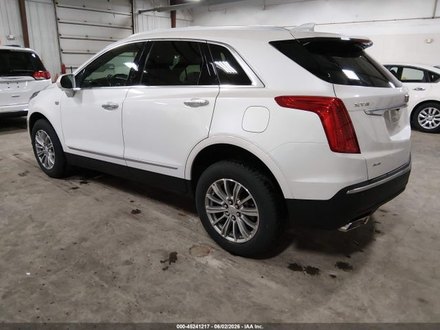45241217 :رقم المزاد ، 1GYKNDRS7HZ288039 vin ، 2017 Cadillac Xt5 Luxury مزاد بيع