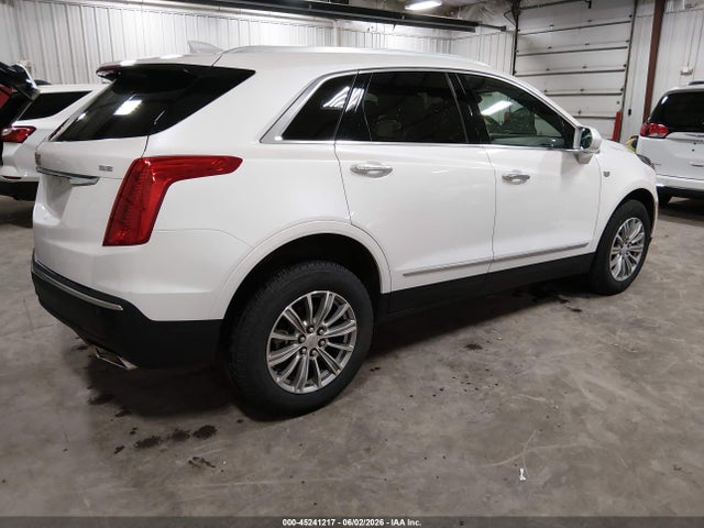 45241217 :رقم المزاد ، 1GYKNDRS7HZ288039 vin ، 2017 Cadillac Xt5 Luxury مزاد بيع