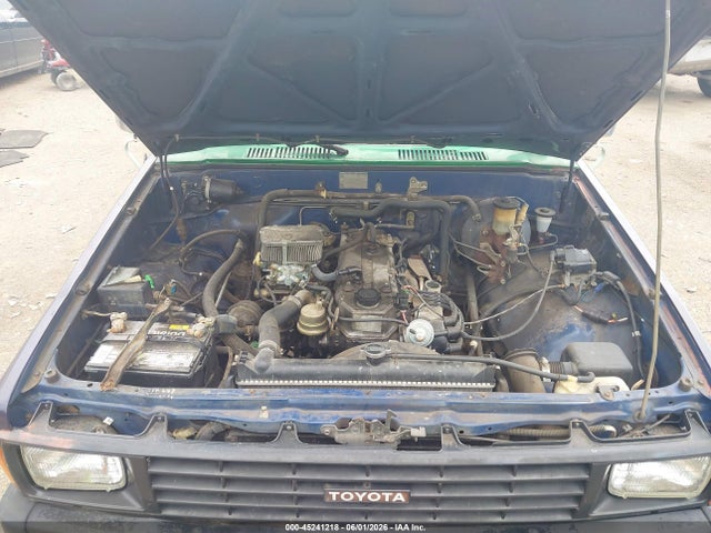 1985 Toyota Pickup 1/2 Ton Rn55 მანქანა იყიდება აუქციონზე, vin: JT4RN55R9F0110146, აუქციონის ნომერი: 45241218