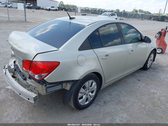 45241227 :رقم المزاد ، 1G1PA5SH5D7167245 vin ، 2013 Chevrolet Cruze Ls Auto مزاد بيع