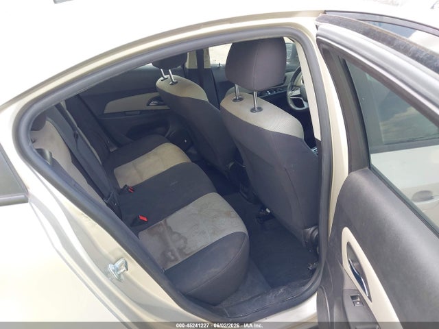45241227 :رقم المزاد ، 1G1PA5SH5D7167245 vin ، 2013 Chevrolet Cruze Ls Auto مزاد بيع