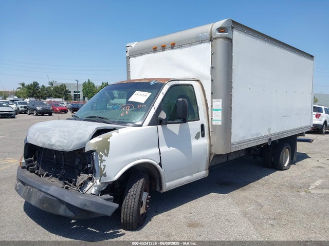 Продажа на аукционе авто 2006 Gmc Savana Cutaway G3500, vin: 1GDJG31V461904556, номер лота: 45241236