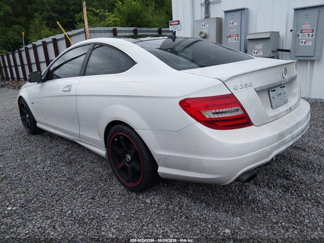 Продаж на аукціоні авто 2013 Mercedes-benz C 250, vin: WDDGJ4HB0DF956600, номер лоту: 45241296