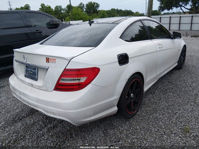 Продаж на аукціоні авто 2013 Mercedes-benz C 250, vin: WDDGJ4HB0DF956600, номер лоту: 45241296