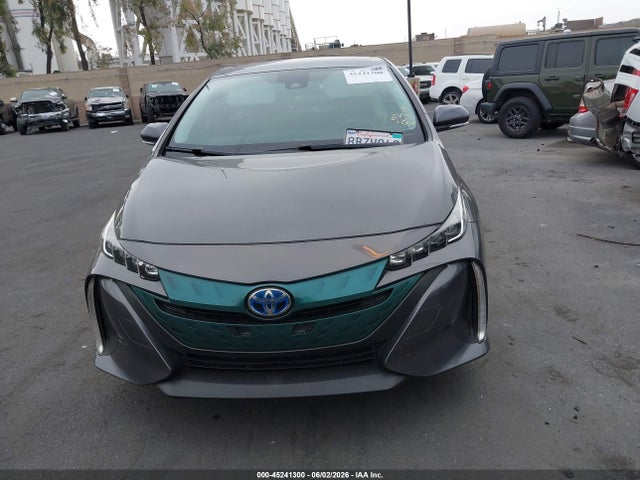 JTDKARFP0H3067190 Toyota Prius Prime Premium