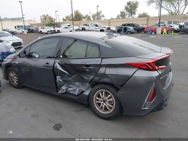JTDKARFP0H3067190 Toyota Prius Prime Premium