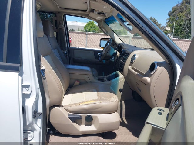 Aukcja sprzedaży 2005 Ford Expedition Eddie Bauer/king Ranch, vin: 1FMFU17585LA26580, numer aukcji: 45241309