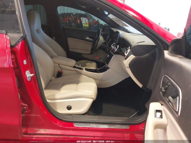 WDDSJ4EB1EN123085 Mercedes-Benz CLA 250