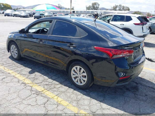Hyundai ACCENT SE 2019 3KPC24A39KE067116 Image 3